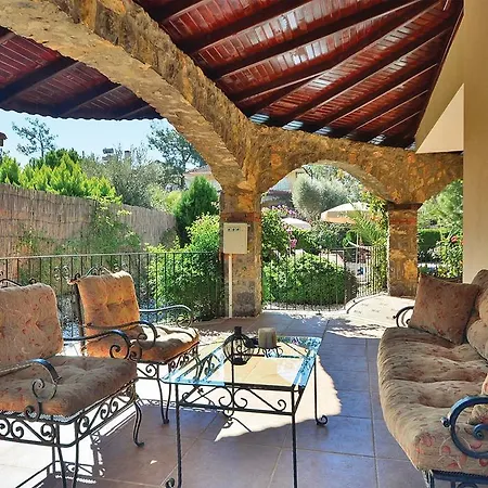 Villa Scoros
